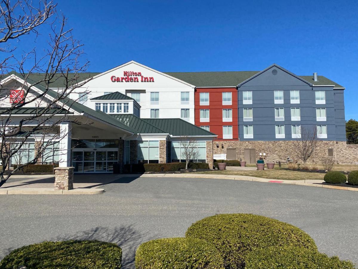 Hilton Garden Inn Lakewood Exterior photo